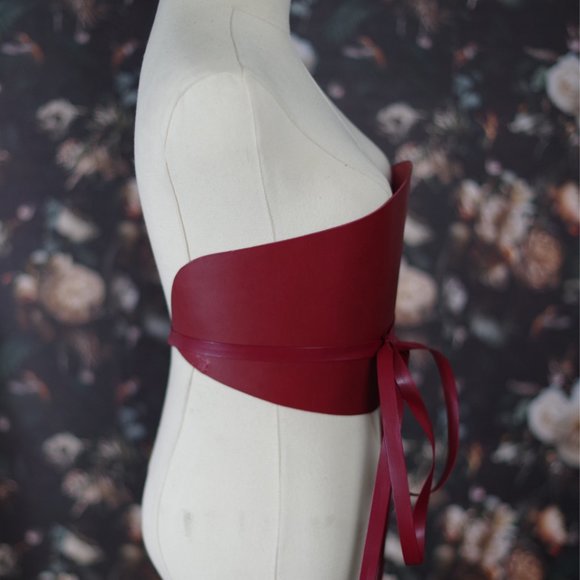 Dehanche Inspired Italian Vachetta Leather Corset Belt with Tie Straps in Red - Picture 10 of 16